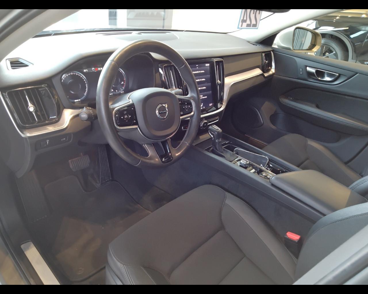 VOLVO V60 II 2019 - V60 2.0 d3 Business Plus geartronic my20