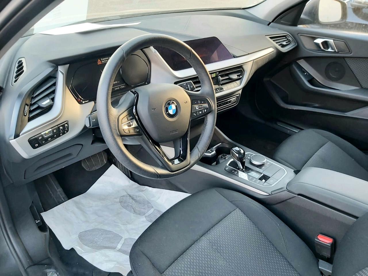 Bmw 116 116d 5p. Business Advantage 12 mesi di garanzia