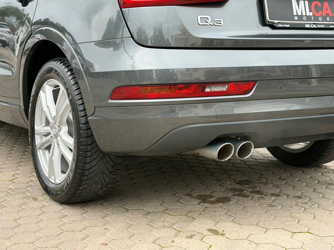 Audi Q3 2.0 TDI 120 CV S tronic Sport S-LINE