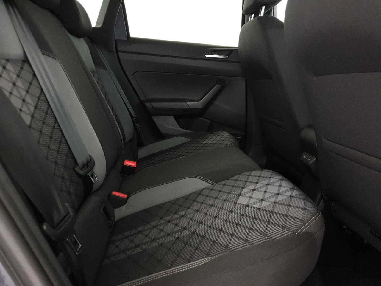 Volkswagen Taigo 1.5 tsi r-line 150cv dsg