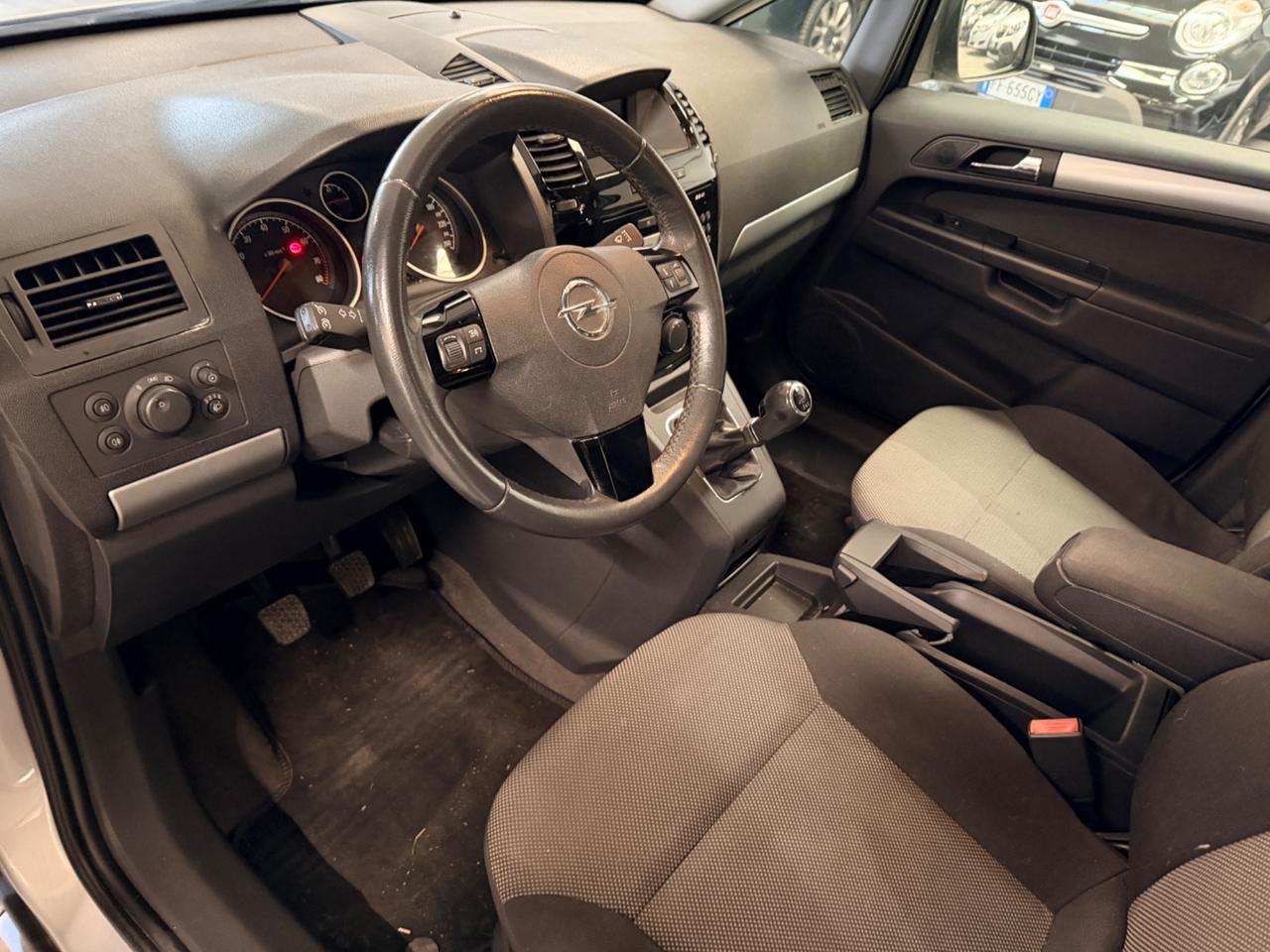 Opel Zafira 1.6 16V ecoM 150CV Turbo One