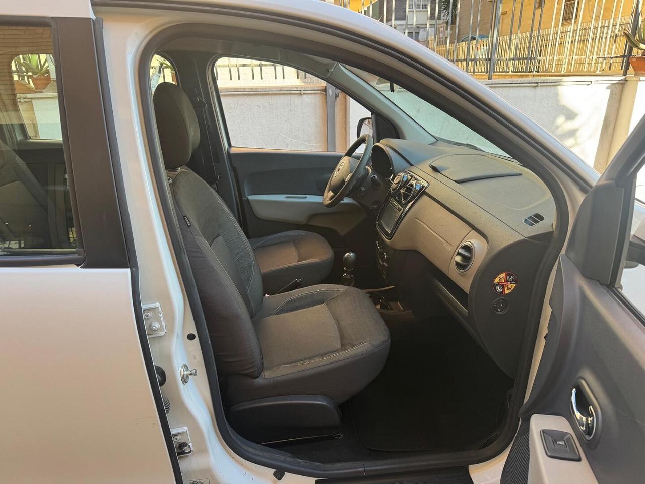 DACIA Lodgy 1.5 dCi 8V 110CV 7 posti Laureate