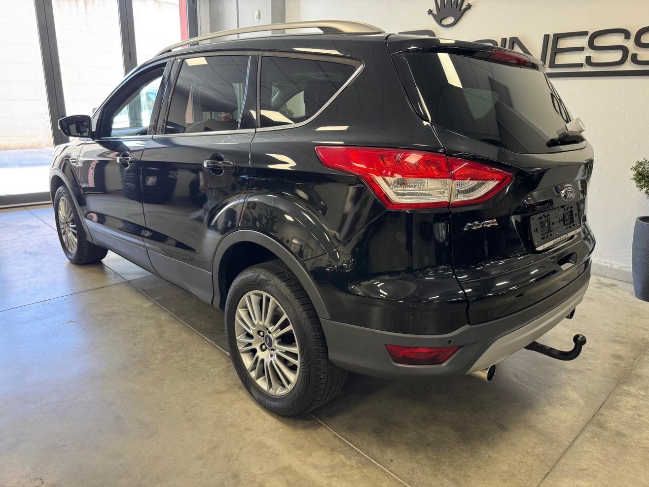 Ford Kuga 2.0 TDCI 163 CV 4WD Powershift Titanium