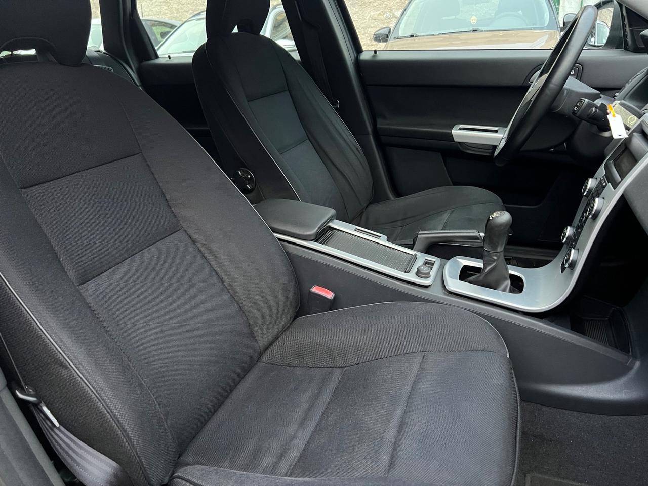 Volvo V50 D2 R-design