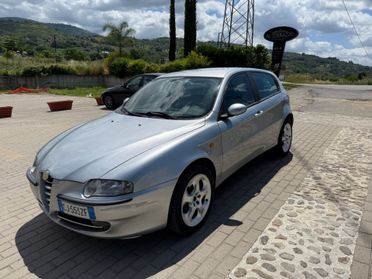 Alfa Romeo 147 1.9 JTD (115 CV) cat 5p. Distinctive