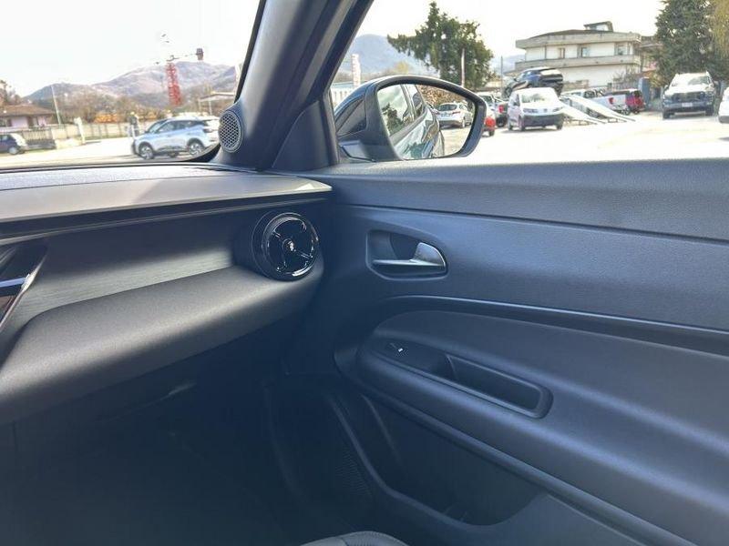 Alfa Romeo Junior 1.2 145 CV Hybrid eDCT6 Ti + PACK TECHNO+18"