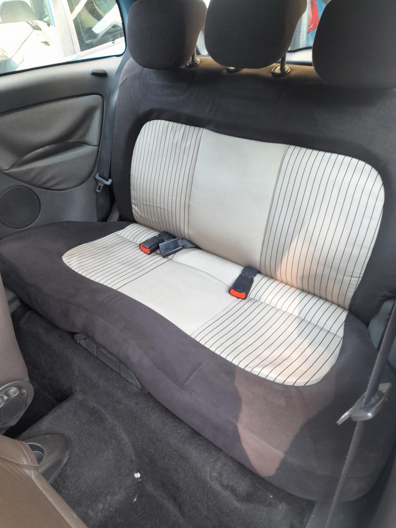 Lancia Ypsilon 1.2 Argento
