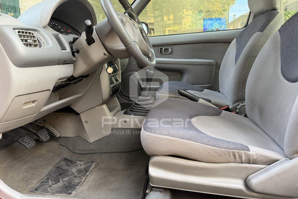 NISSAN Micra 1.0i 16V cat 3 porte Comfort