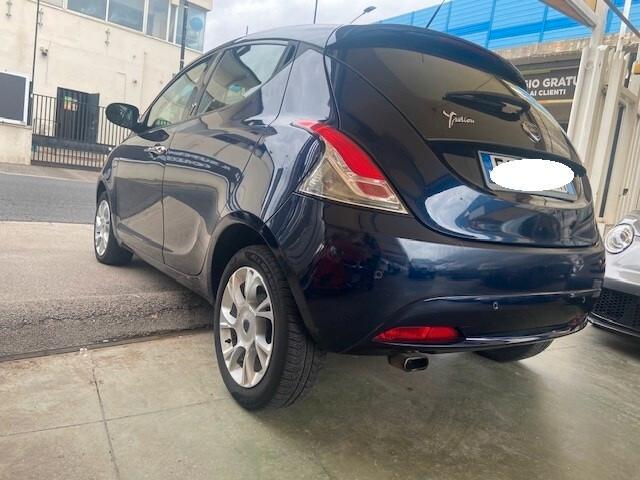 LANCIA YPSILON AUTOMATICA FULL OPTIONAL