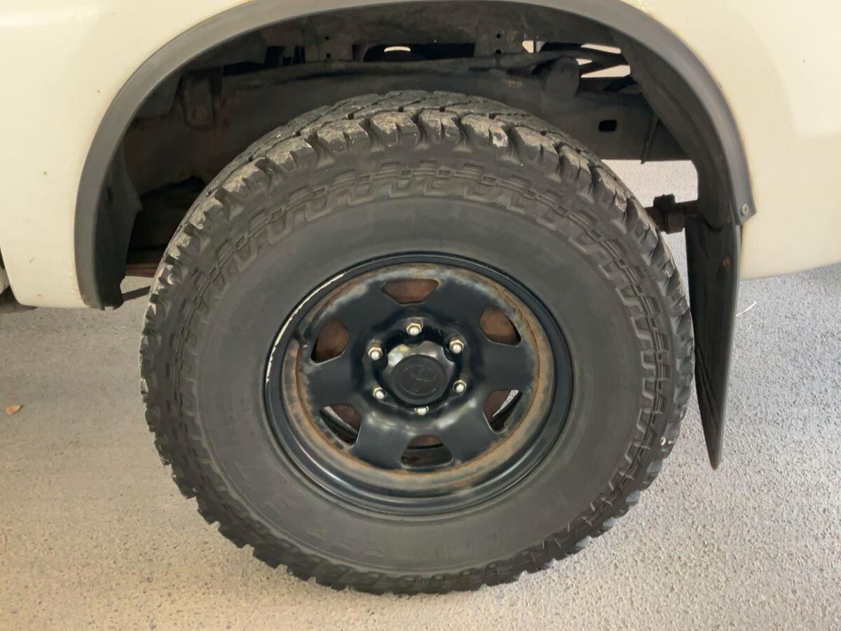 Toyota Hilux 2.5 D-4D 4WD 4p. Double Cab 4x4