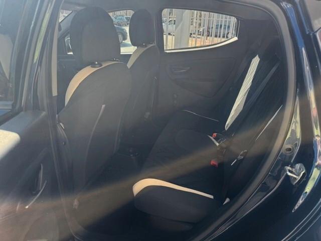 Lancia Ypsilon 1.3 MJT 16V 95 CV 5 porte S&S Gold