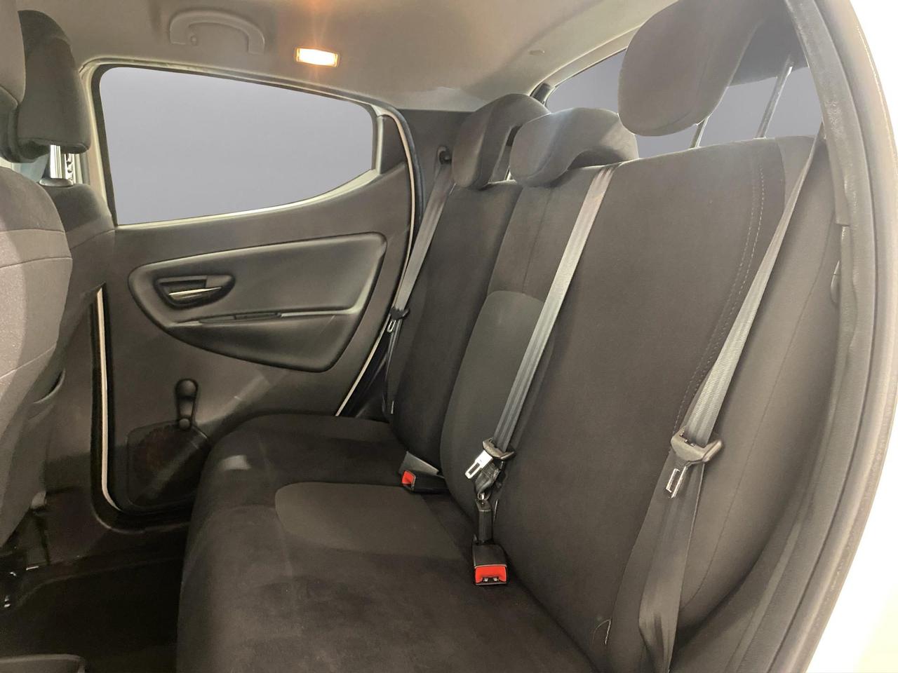 Lancia Ypsilon 1.2 8v Gold c/CL ecochic Gpl 69cv