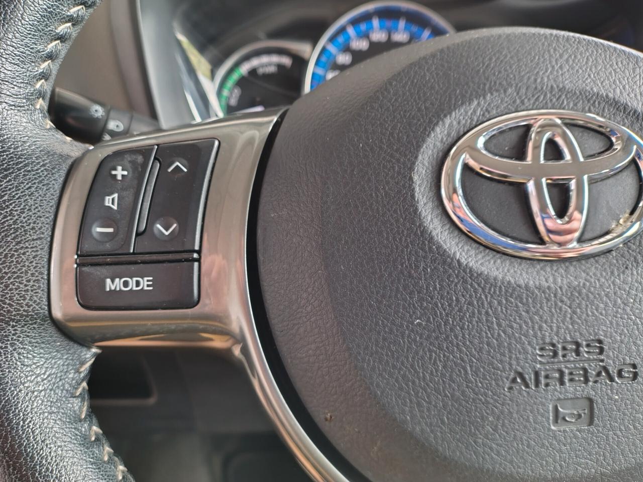 Toyota Yaris 1.5 Hybrid 5 porte Lounge