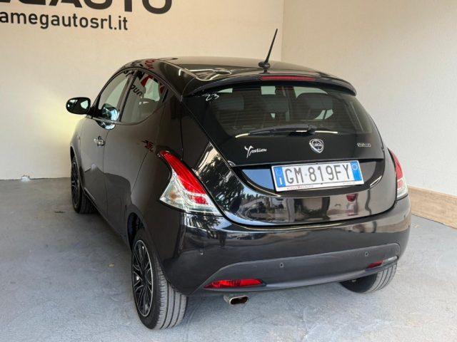 LANCIA Ypsilon 1.0 FireFly 5 porte S&S Hybrid Gold