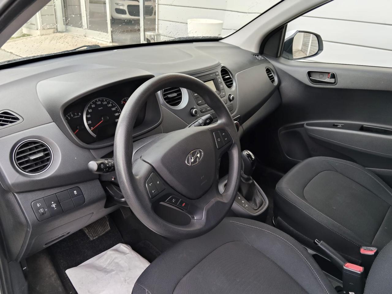 Hyundai i10 1.0 MPI Login A/T