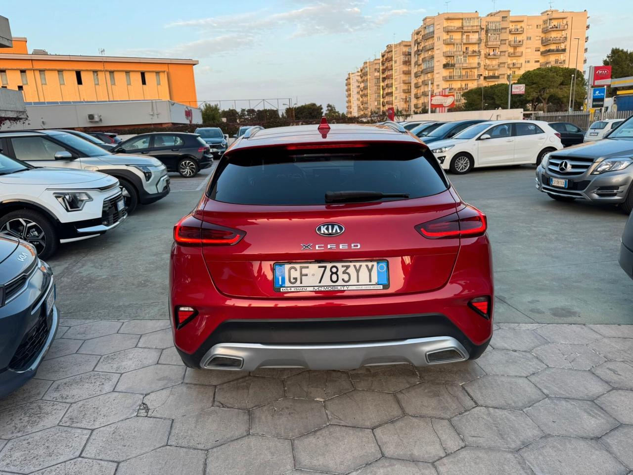 KIA XCEED 1.6 DIESEL MHEV STYLE RETROCAMERA