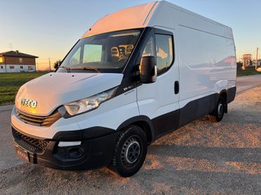 Iveco Daily 35S16 2.3 HPT PM Cabinato