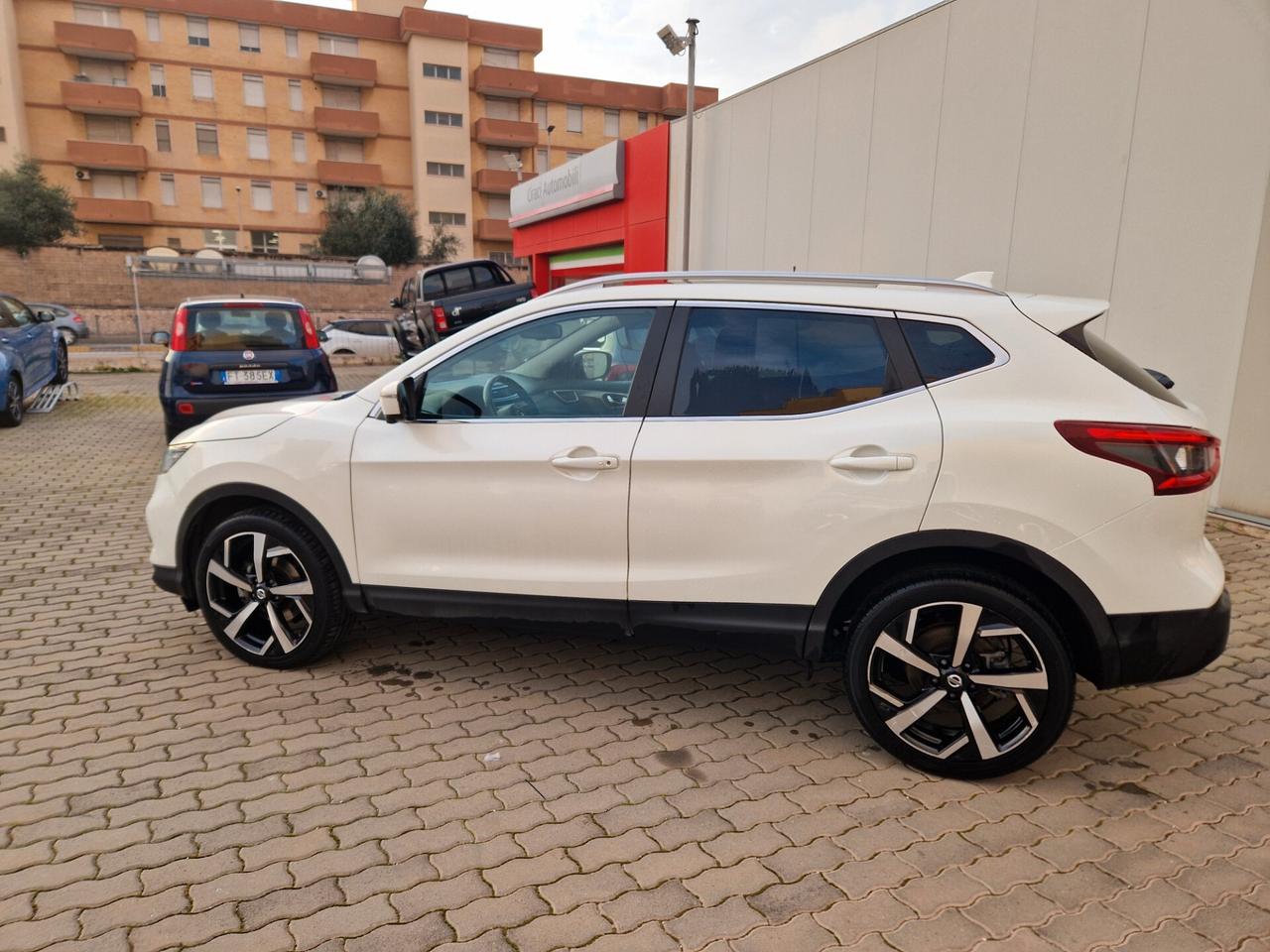 Nissan Qashqai 1.6 dCi 2WD XTronic Tekna