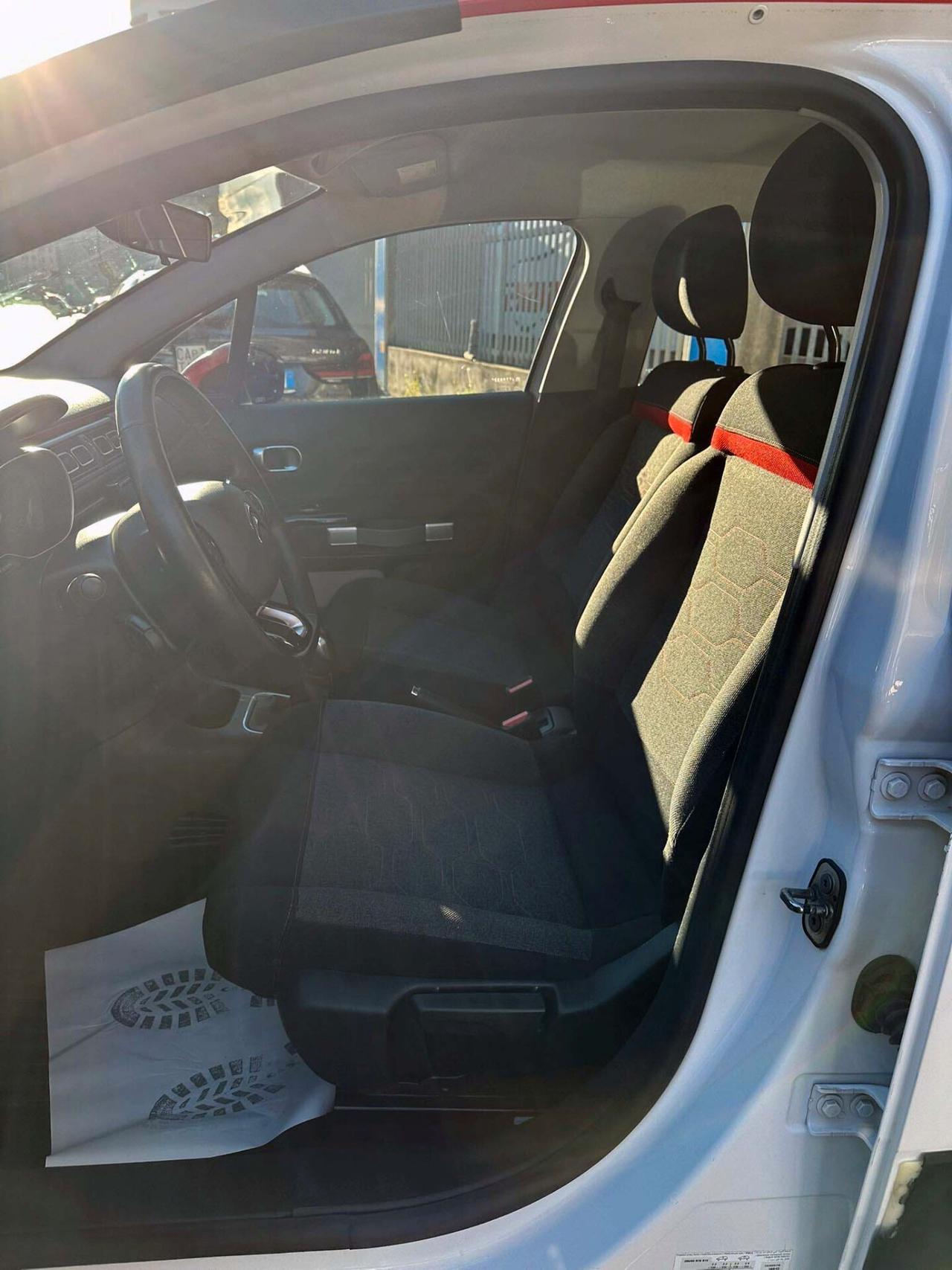 Citroen C3 PureTech 82 Shine Telecamera Apple e Android Auto Cerchi in Lega