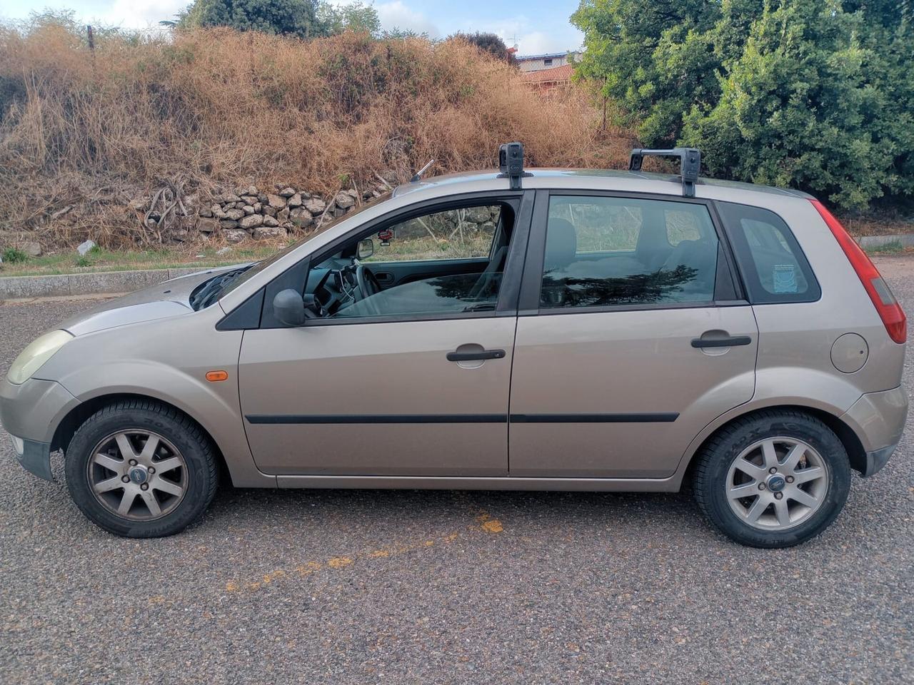 FIESTA Tdci 5PORTE (DIVERSI LAVORI ESEGUITI) OK NEOPATENTATI
