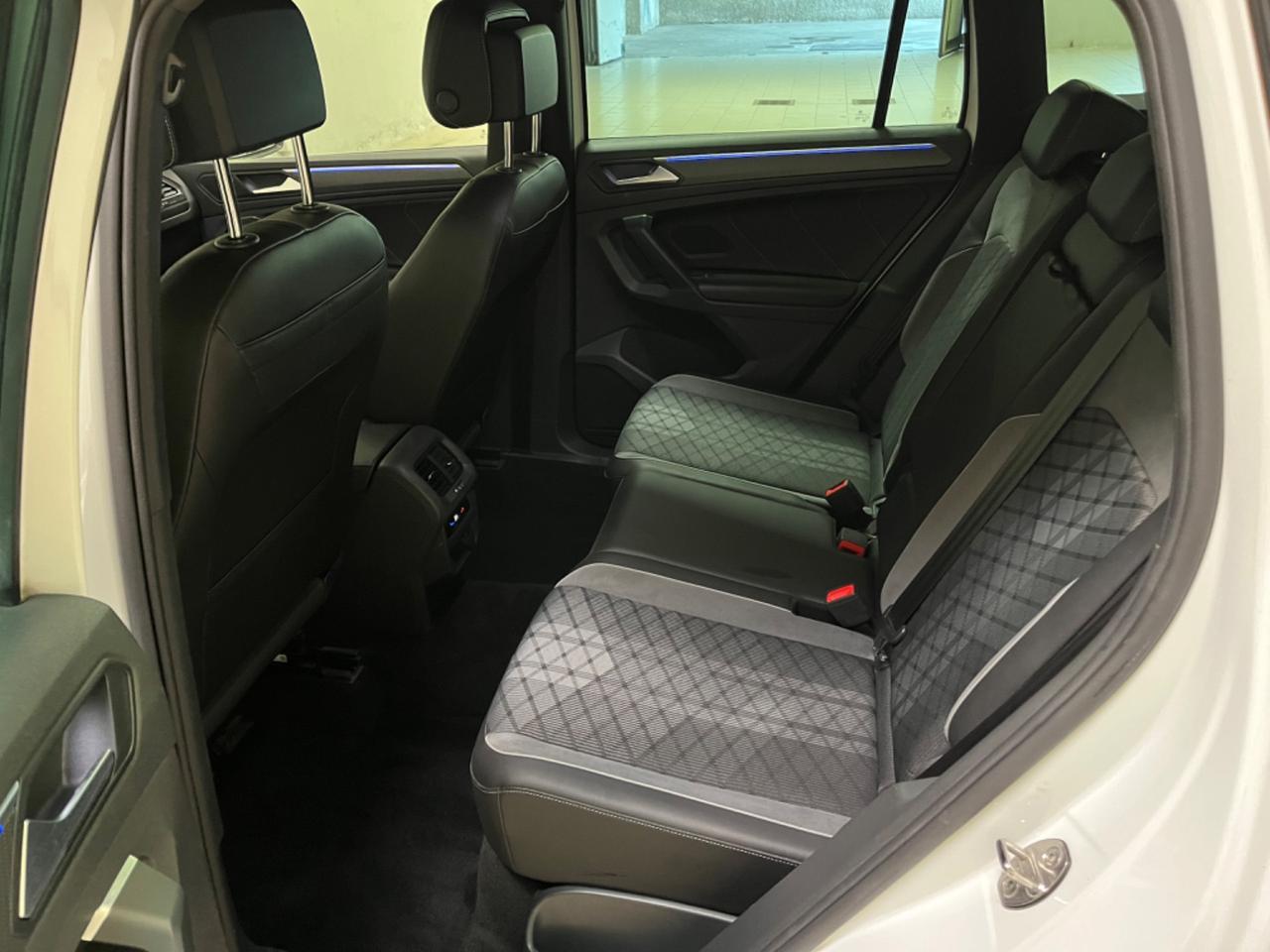 Volkswagen Tiguan 2.0 TDI 150 CV DSG R-Line