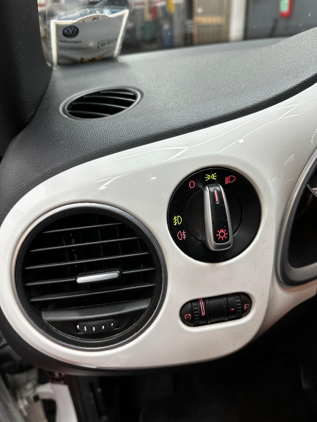 Volkswagen Maggiolino 1.6 TDI Design