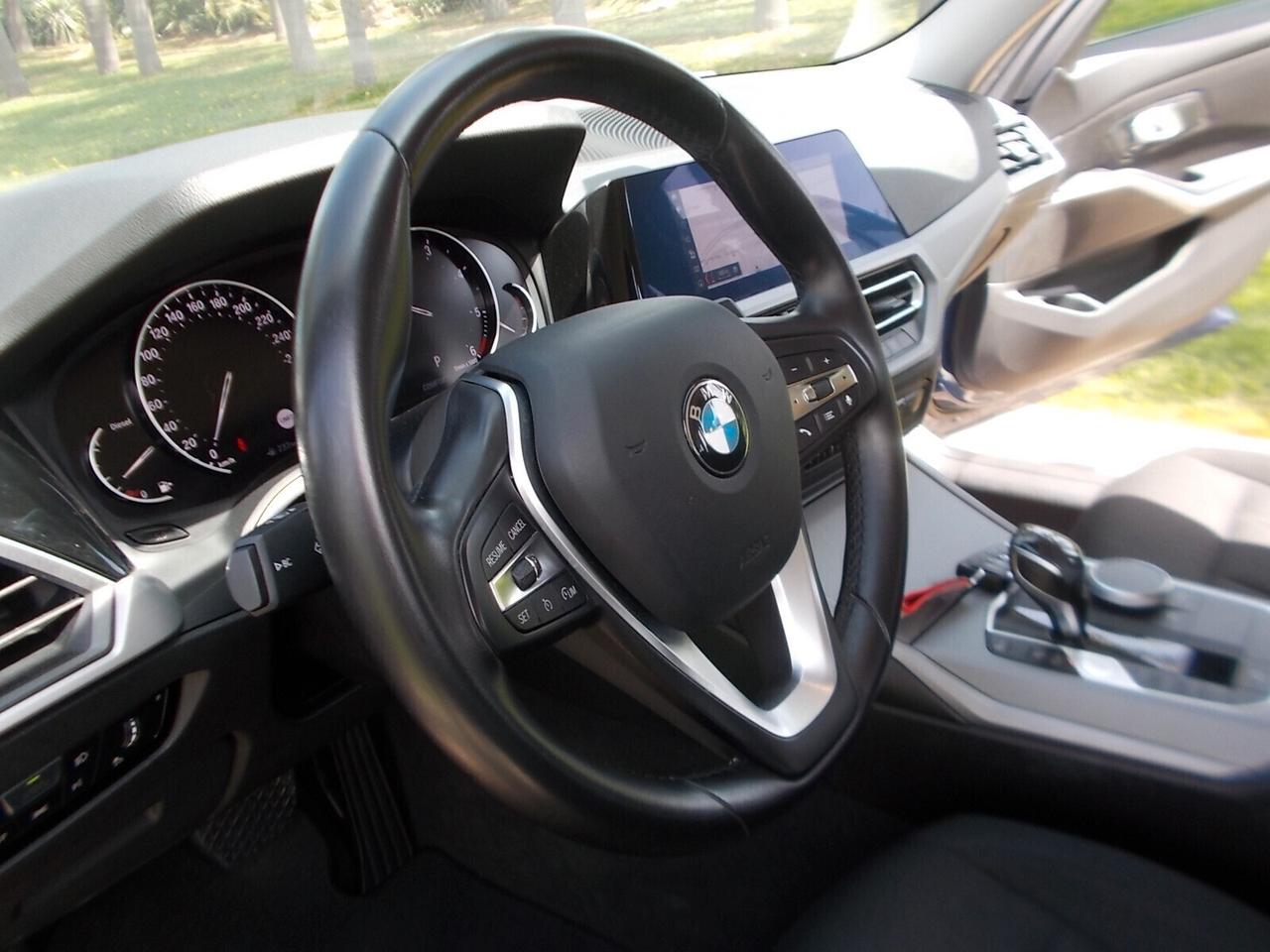 Bmw 318d Touring 150cv Aut. *FULL OPT.* da VETRINA