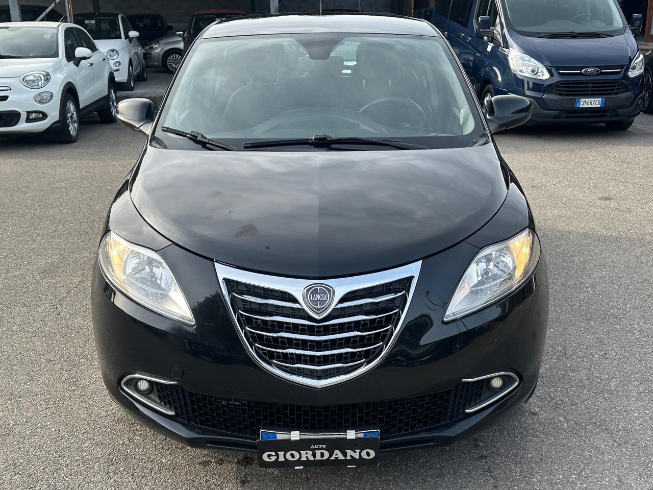 Lancia Ypsilon 1.3 Mj 95 cv S&S Platinum motore nuovo