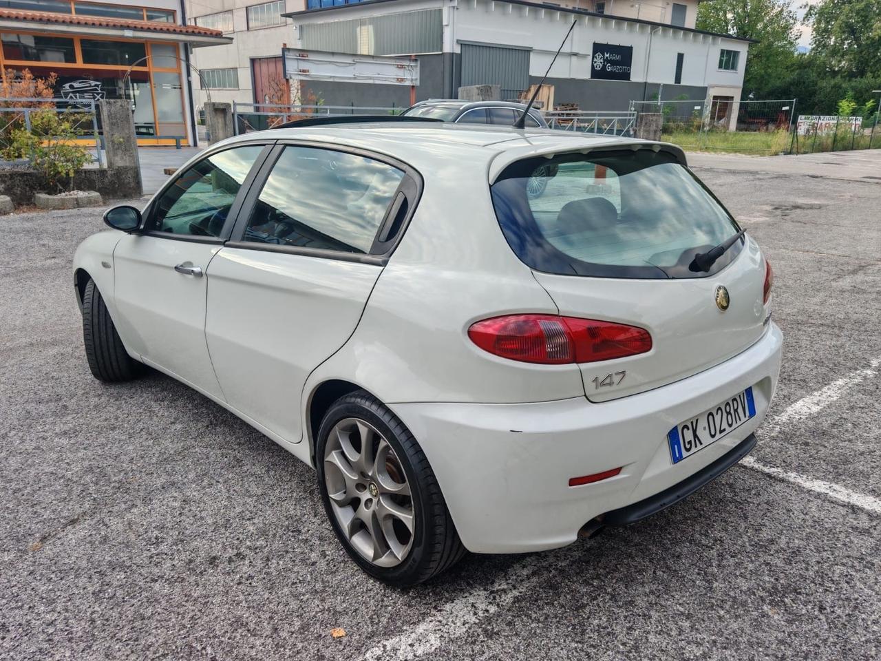 Alfa Romeo 147 1.6 benz/GPL 120cv
