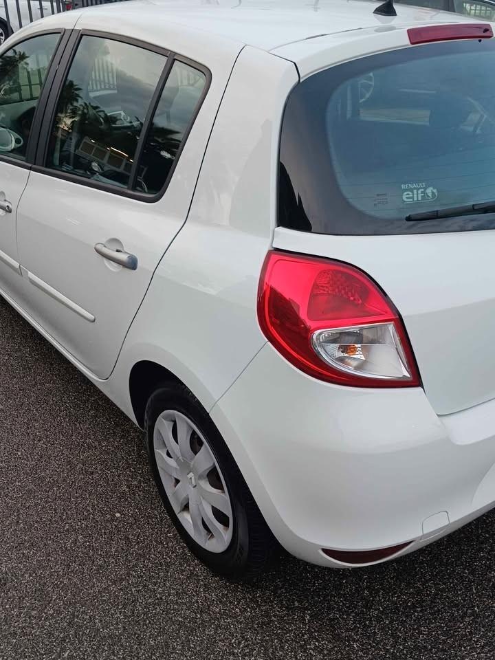 Renault Clio 1.2 16V 5 porte GPL Yahoo!