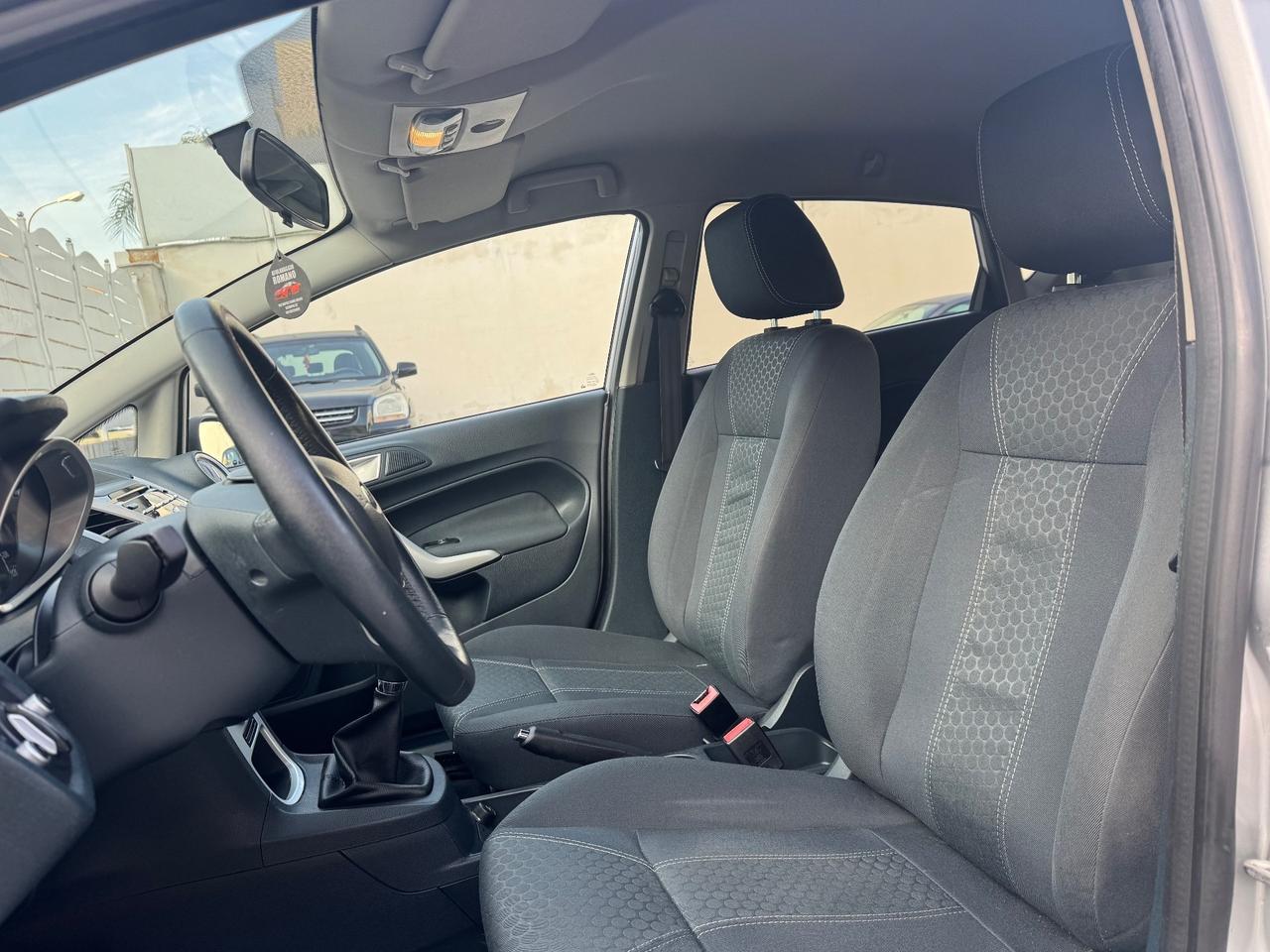 Ford Fiesta 1.2 BENZINA 82CV Titanium 2012