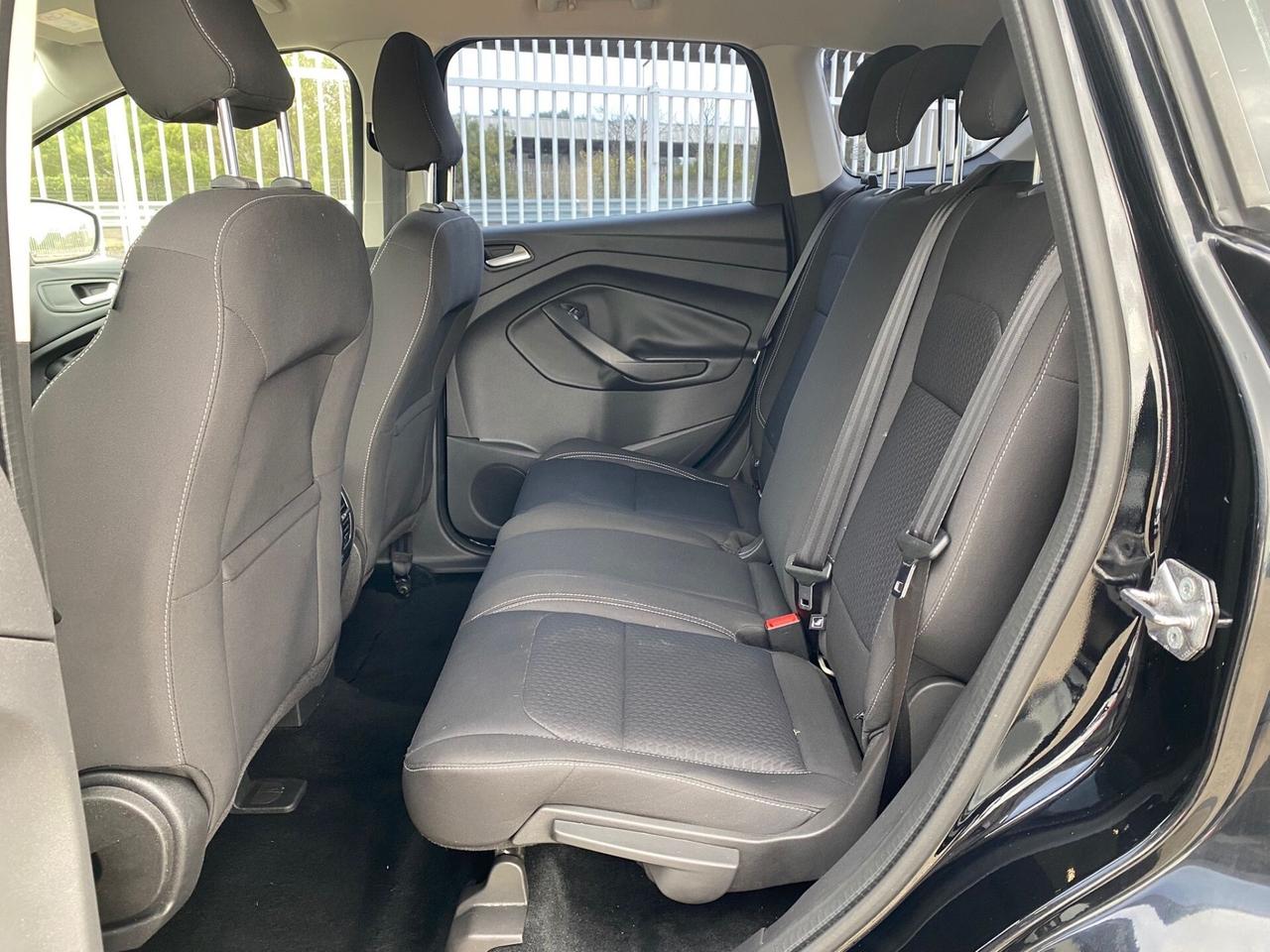 Ford Kuga 2018 1.5 TDCI 120 CV Titanium PERFETTA