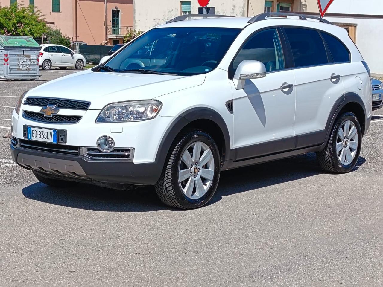 Chevrolet Captiva 2010-2.0 VCDi LT 7 POSTI NAVI 4X4 AUTOMATICA