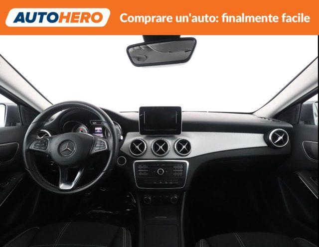 MERCEDES-BENZ GLA 200 d Automatic Sport