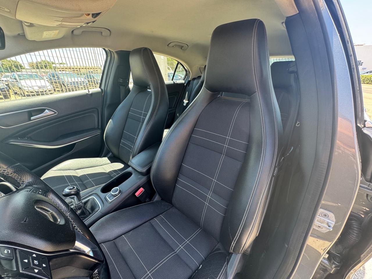 Mercedes-benz A 180 - 1.6 benz - 2013