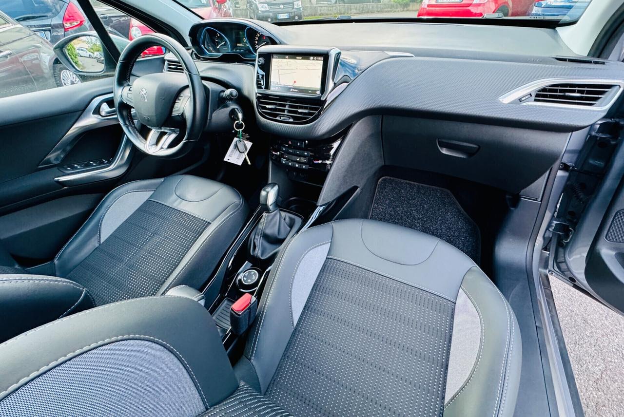 Peugeot 2008 BlueHDi 100 S&S Allure !!!!!!!!