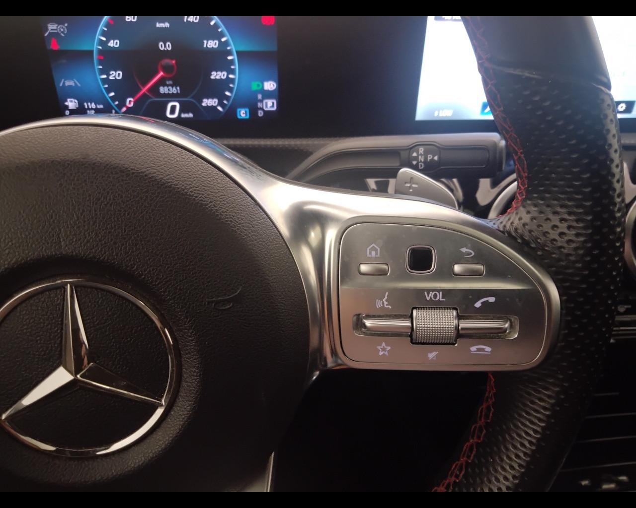 Mercedes-Benz CLA Sh.Brake - X118 - CLA Shooting Brake 200 d Premium auto