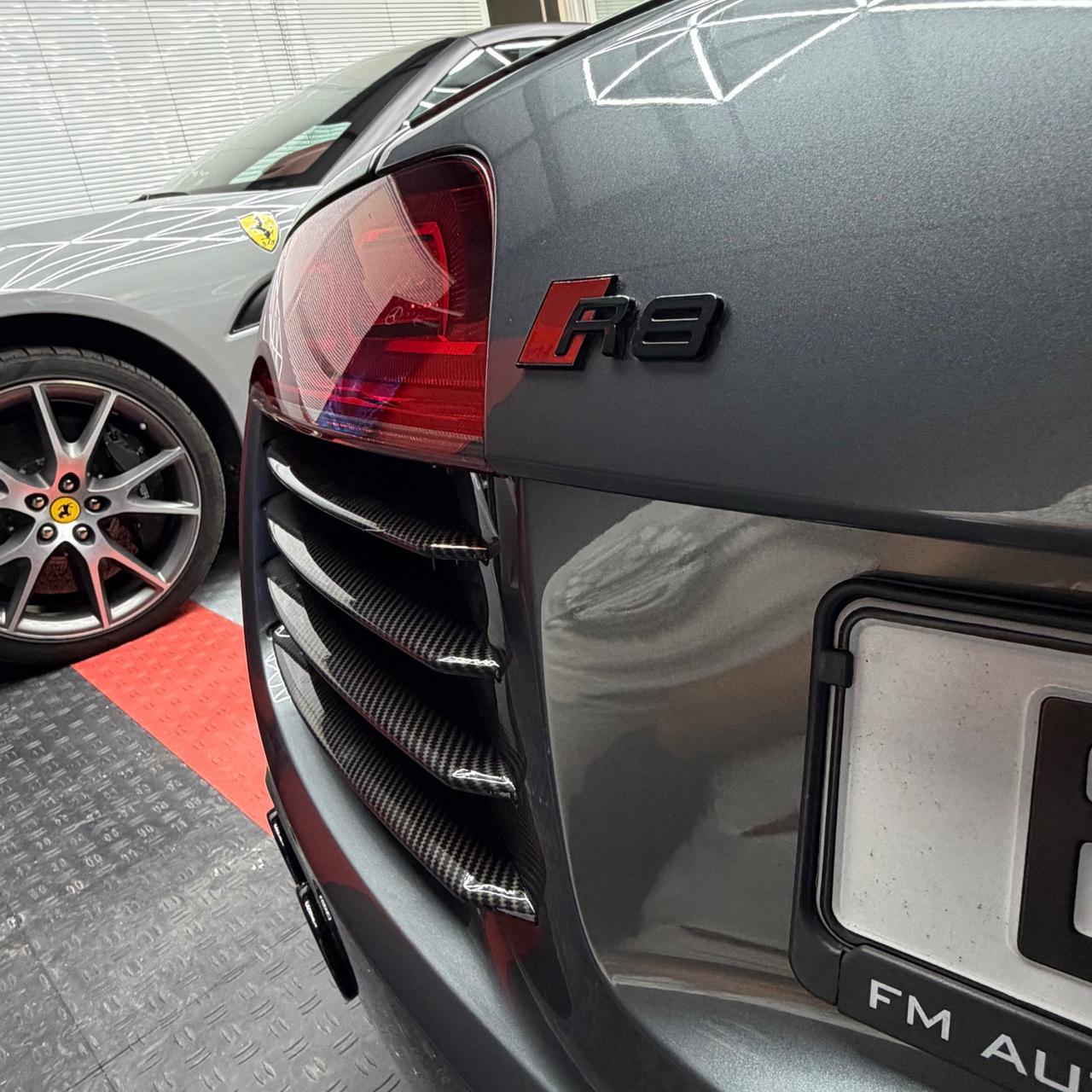 Audi R8 4.2 V8 FSI quattro R tronic
