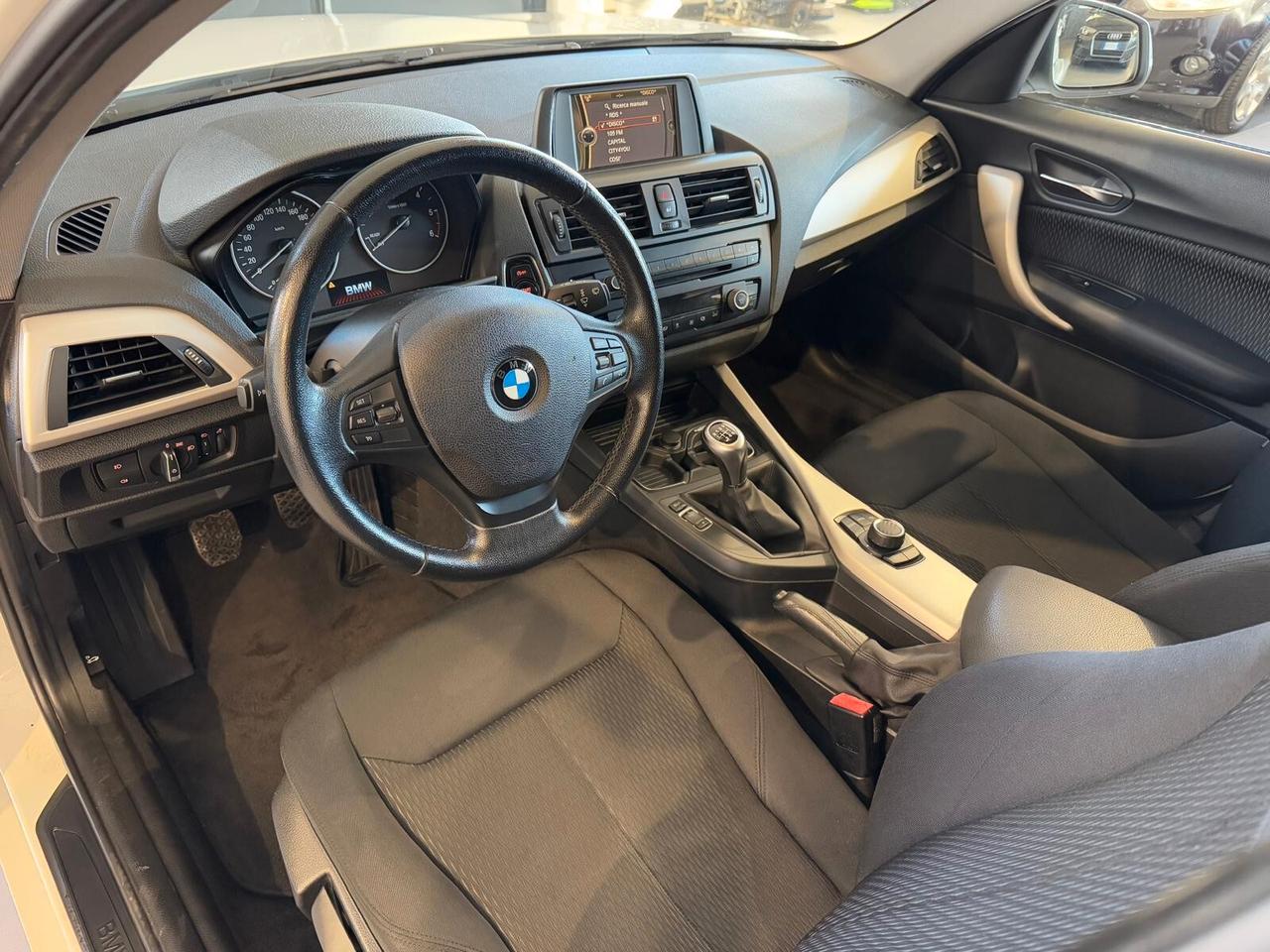 Bmw 118 125d 5p. Unique