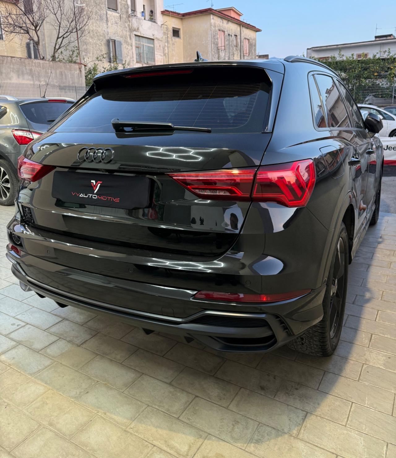 Audi Q3 35 TDI S tronic line edition Identity Black Full Led