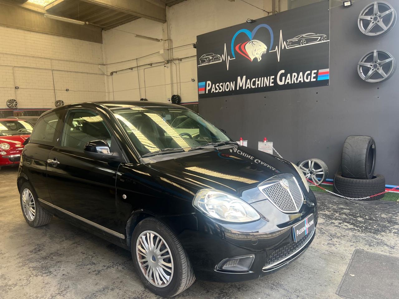 Lancia Ypsilon 1.2 Argento Ecochic GPL