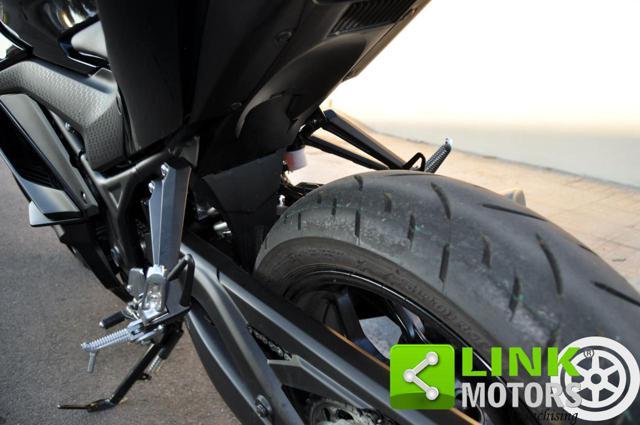 YAMAHA YZF R3 Pari al Nuovo