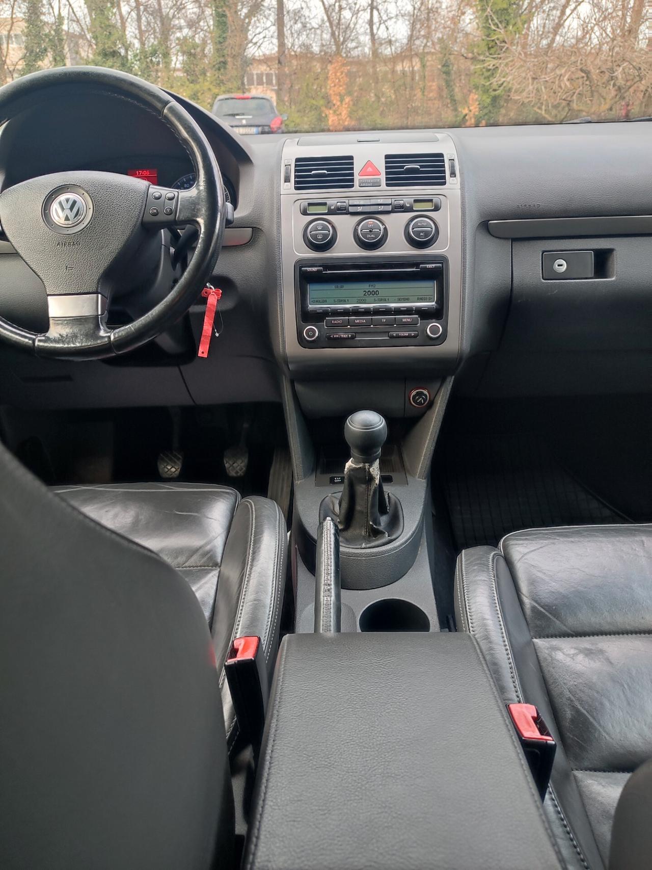 VOLKSWAGEN TOURAN 2009 2.0DIESEL 7POSTI FULL OPT.