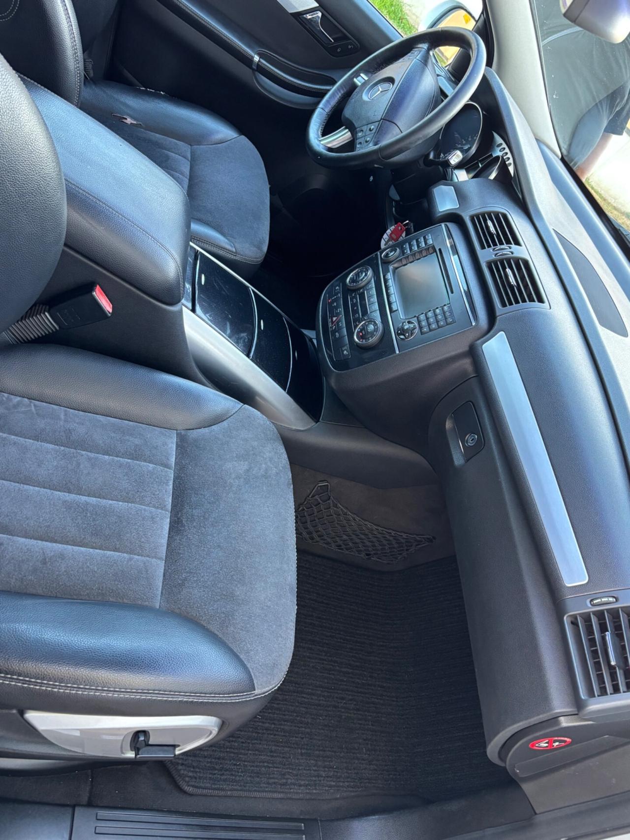 Mercedes-benz R 320 CDI cat 4Matic