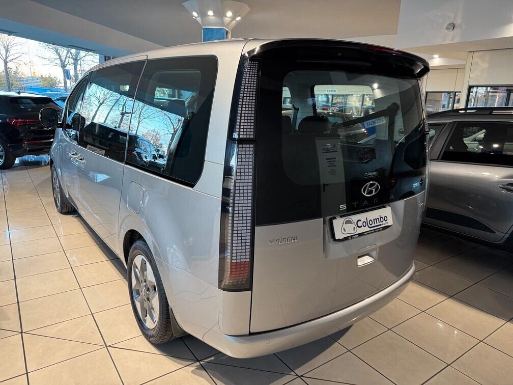 Hyundai STARIA 2.2 Wagon awd auto Led App conn 9p 18" (+Iva)