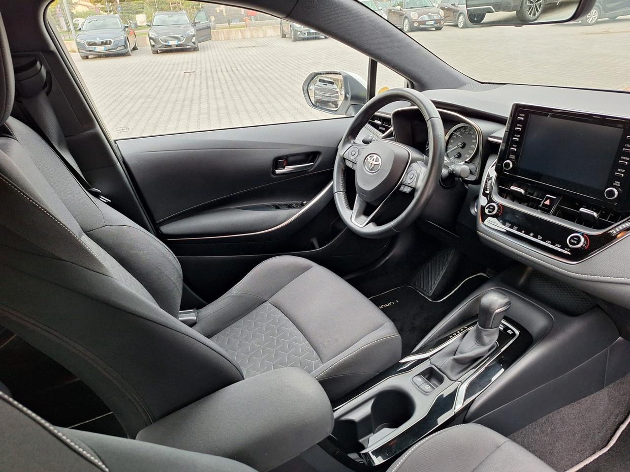 Toyota Corolla Touring 1.8 Hybrid Active IVA ESPOSTA