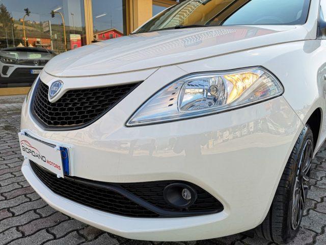LANCIA Ypsilon 1.0 FireFly 5 porte S&S Hybrid Ecochic Gold