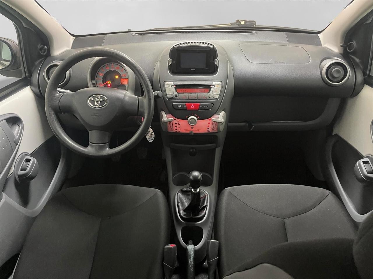 Toyota Aygo 1.0 68cv 5p. Navi Edition NEOPATENTATI