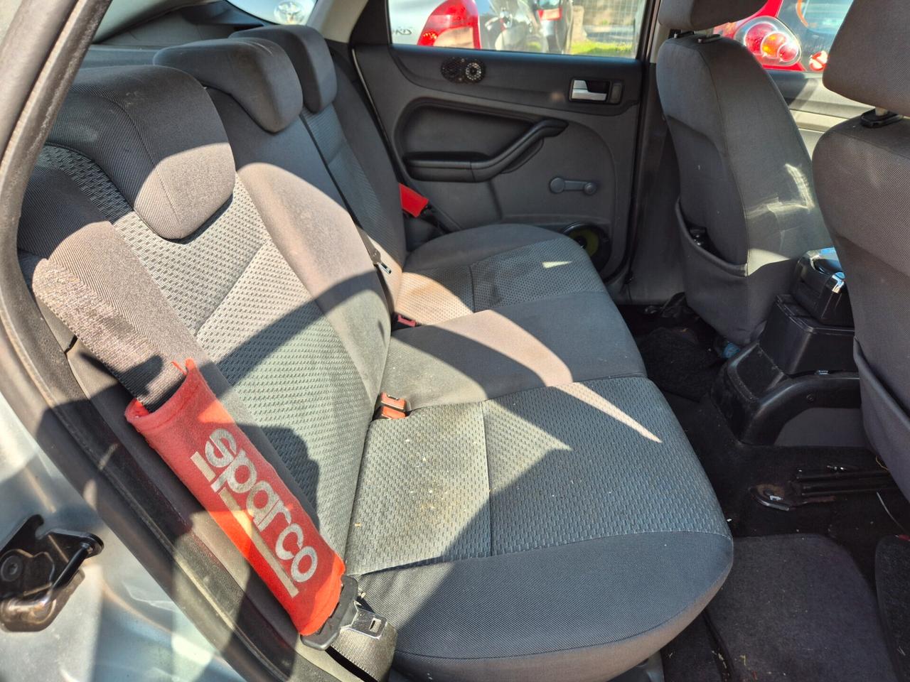 Ford Focus C-Max 1.6 TDCi gancio traino