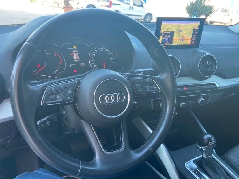 Audi Q2 30 TDI S tronic Admired 1.6 CAMBIO F1 2018